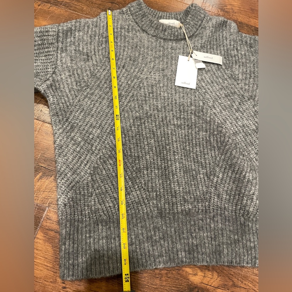 Aritzia Holly merino wool sweater - Picture 5 of 8